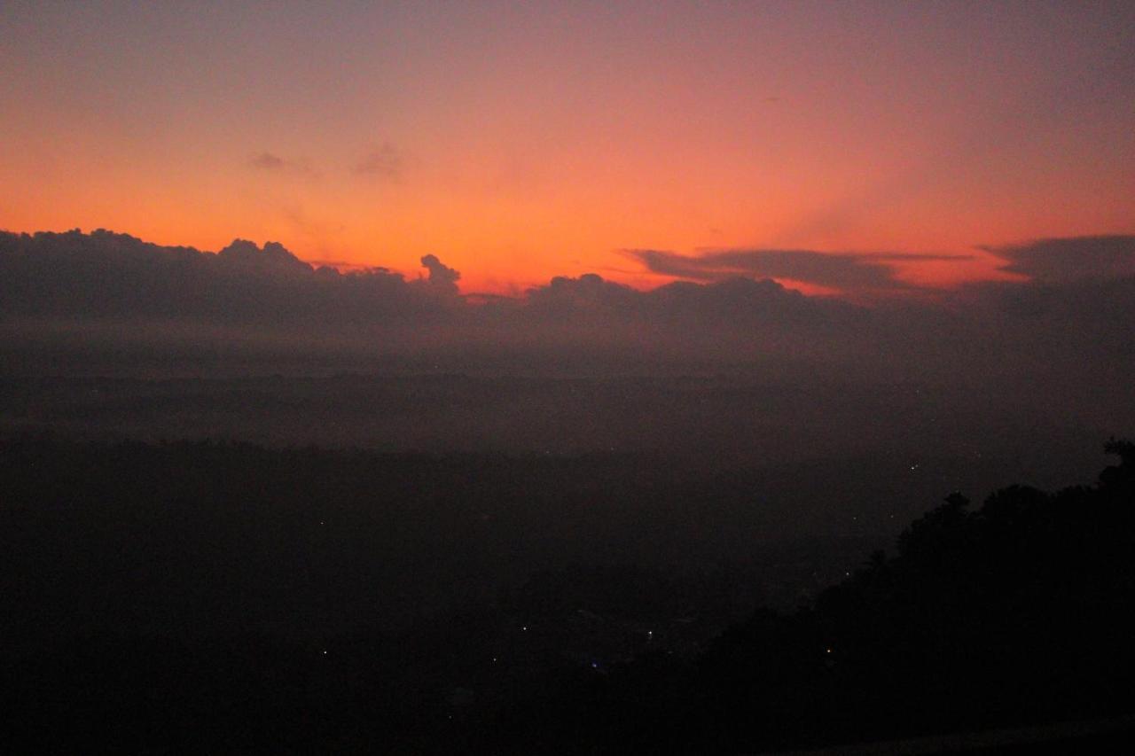 Sky Gate Kandy Extérieur photo